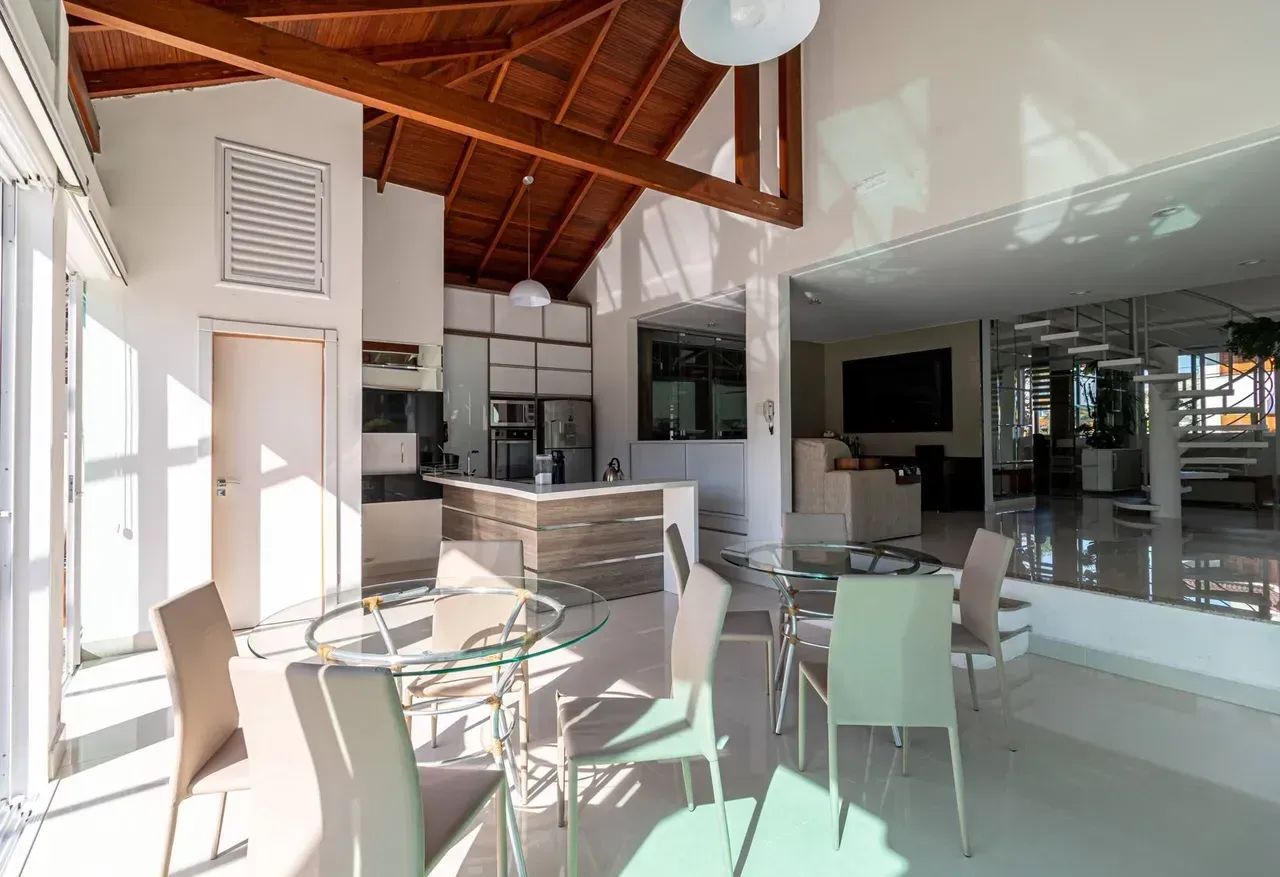 Alugo Casa 4 Suítes  em Jurerê - Florianópolis - SC - Foto 5