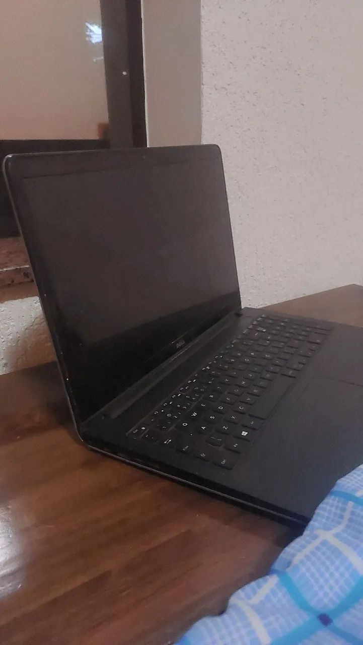 Notebook Core i7 16GB RAM E AMD Radeon