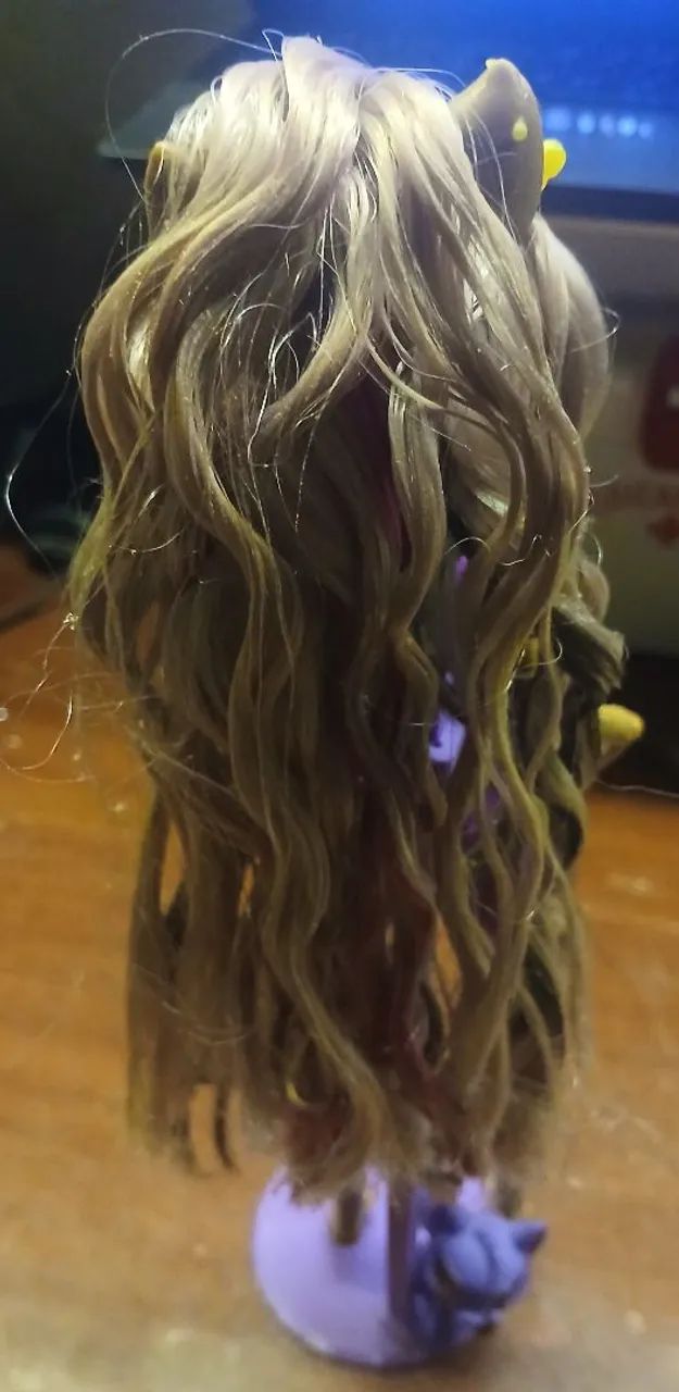 Boneca Monster High Clawdeen G3 perfeita + ITENS - Foto 2