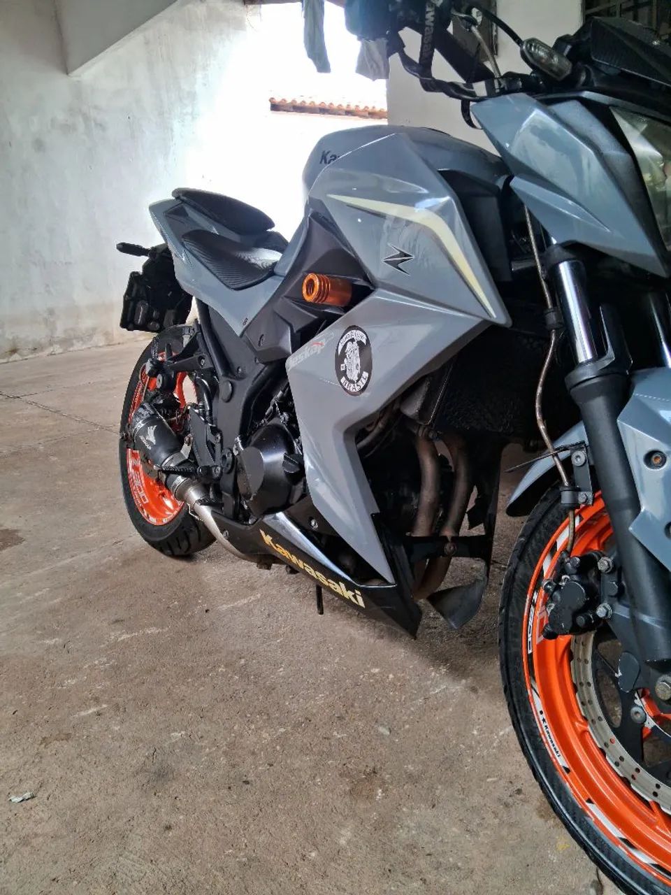 Z 300 2017 - 1540839413 | OLX