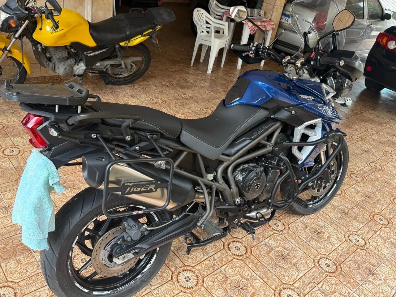 Tiger 800 XRT - Foto 3