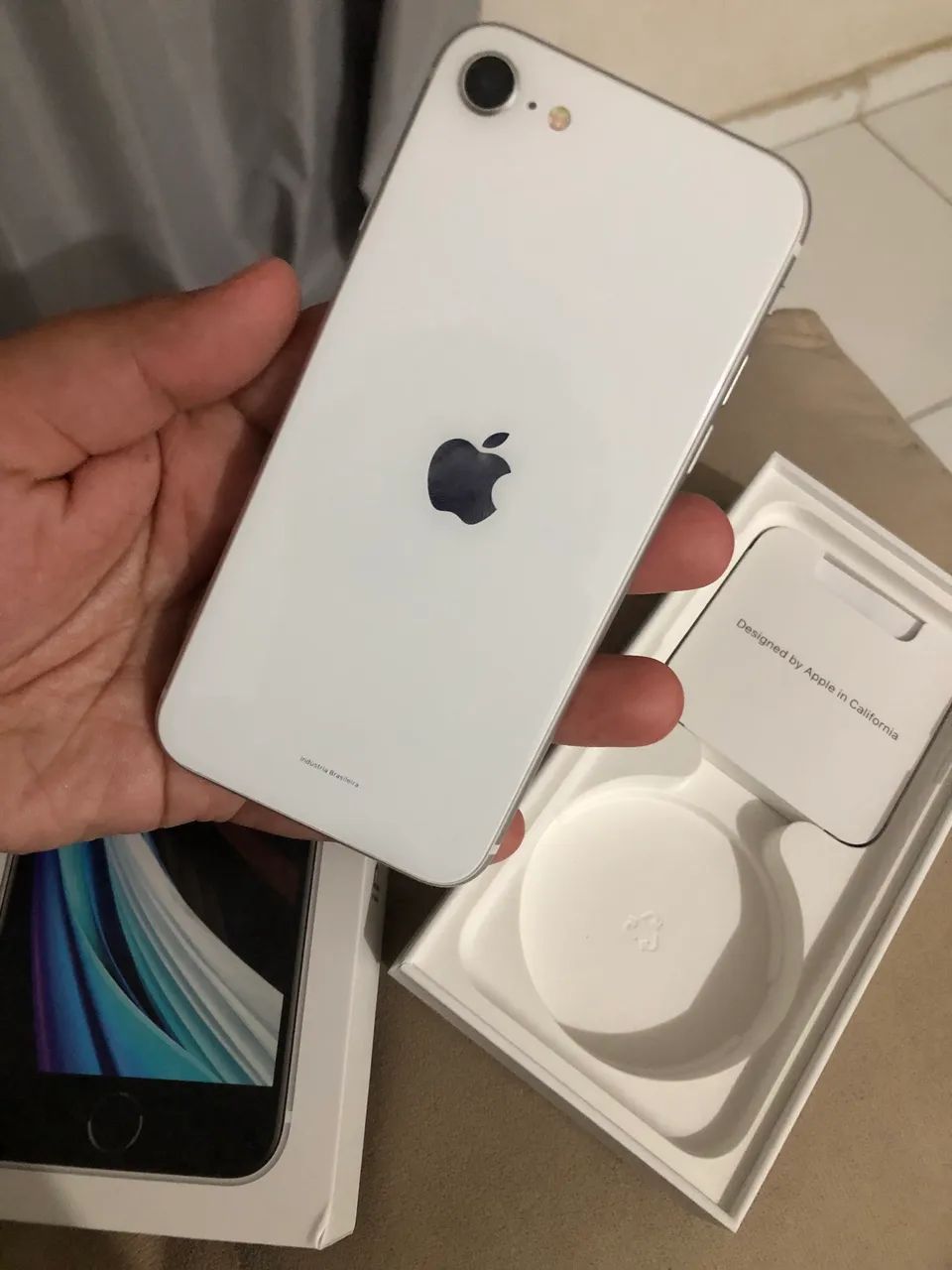 iPhone SE 