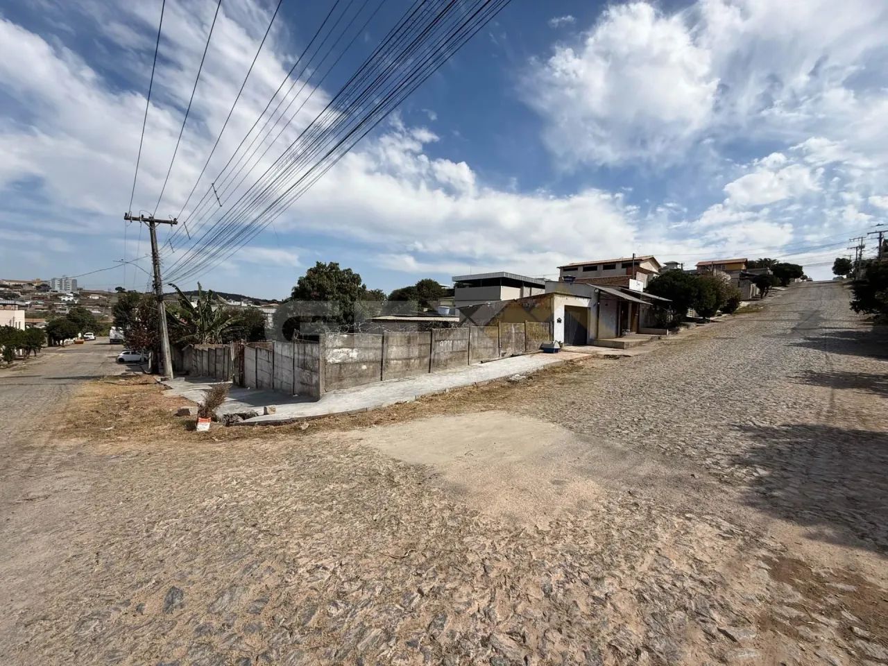 Lote à venda no bairro Rancho Alegre com 264 m².