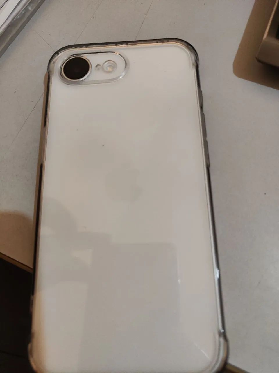 Vendo iPhone 16e  - Foto 2