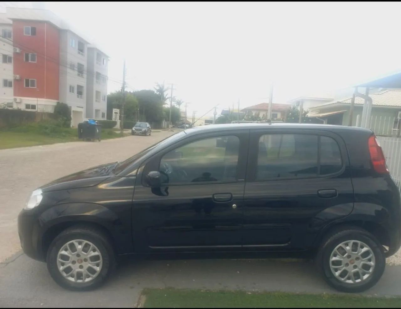 Fiat Uno Vivace/rua 1.0 EVO Fire Flex 8V 5P 2012 - Foto 4