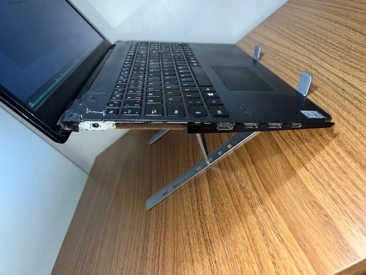 VAIO FE15 i5 10ª geração + kit completo - Foto 4