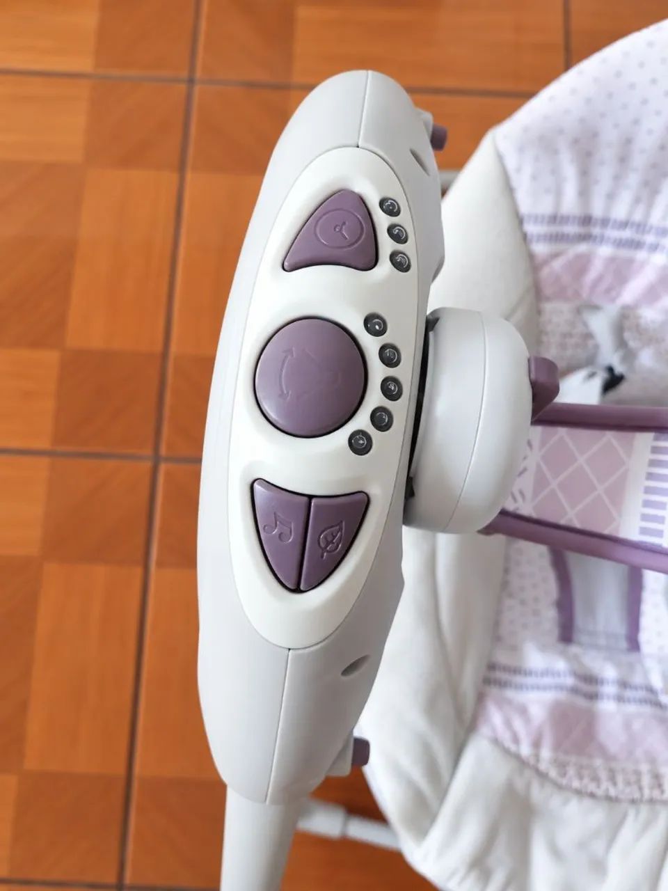 Cadeira de balanço automática mastela  - Foto 2