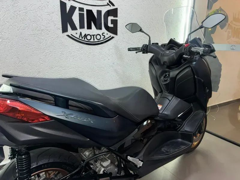 YAMAHA XMAX 250  - Foto 4