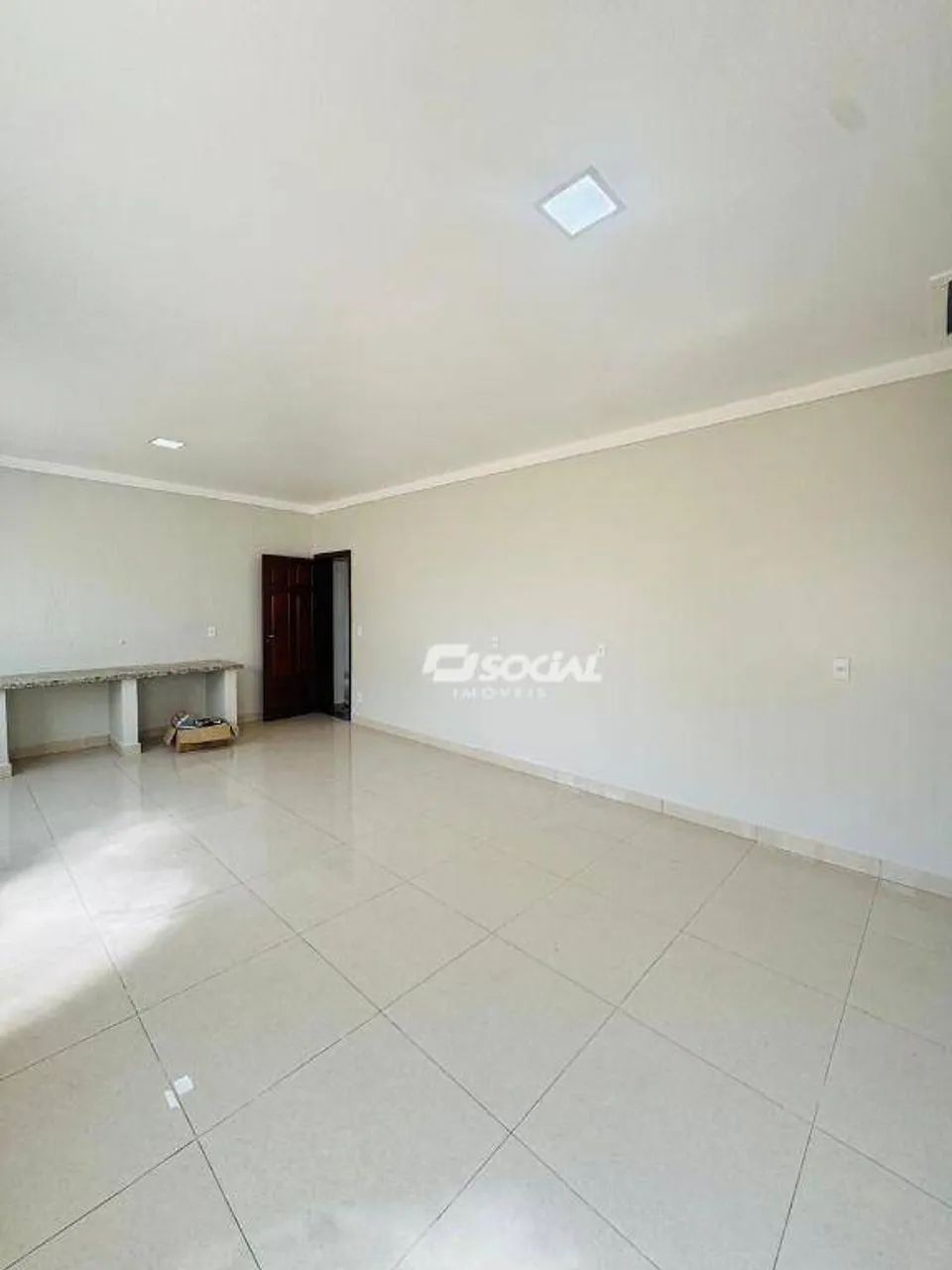 Casa comercial para locaçao ou venda, em localizaçao privilegiada, Rua: Alvaro Maia, - Bai - Foto 4