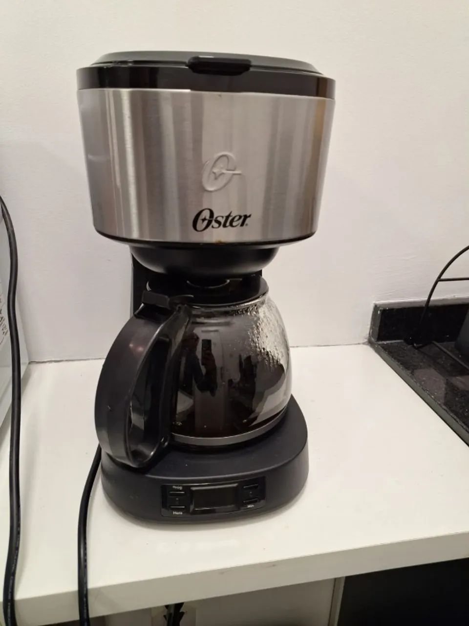 Cafeteira elétrica inox - Oster - Foto 2