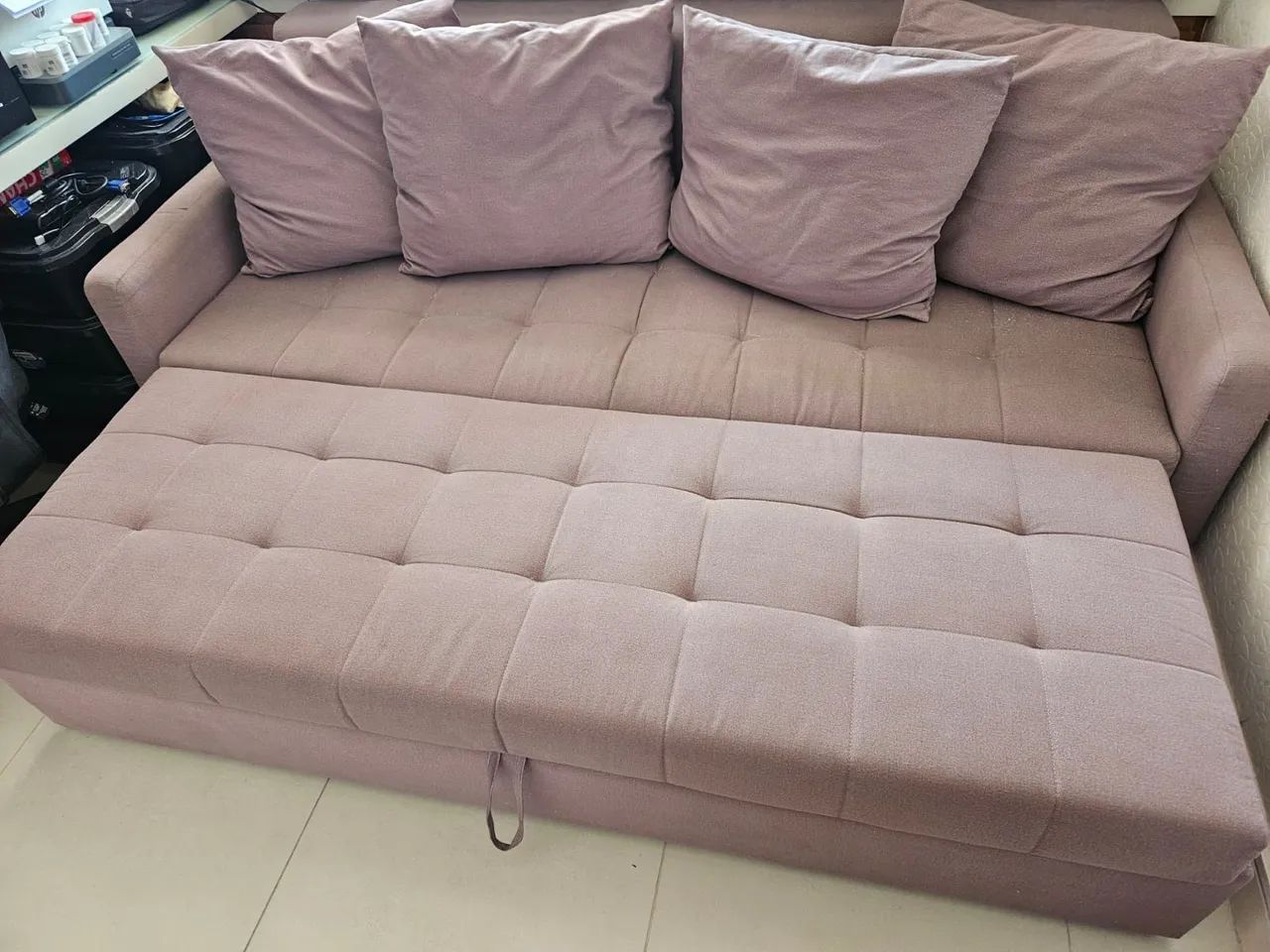 Three-Seat Sofa Bed494528991456798725