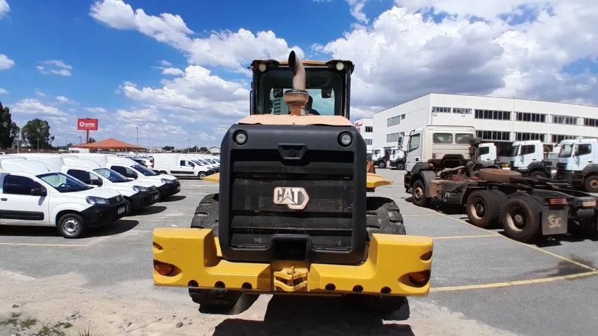PÁ CARREGADEIRA DE PNEU CATERPILLAR 938 15T - Foto 4