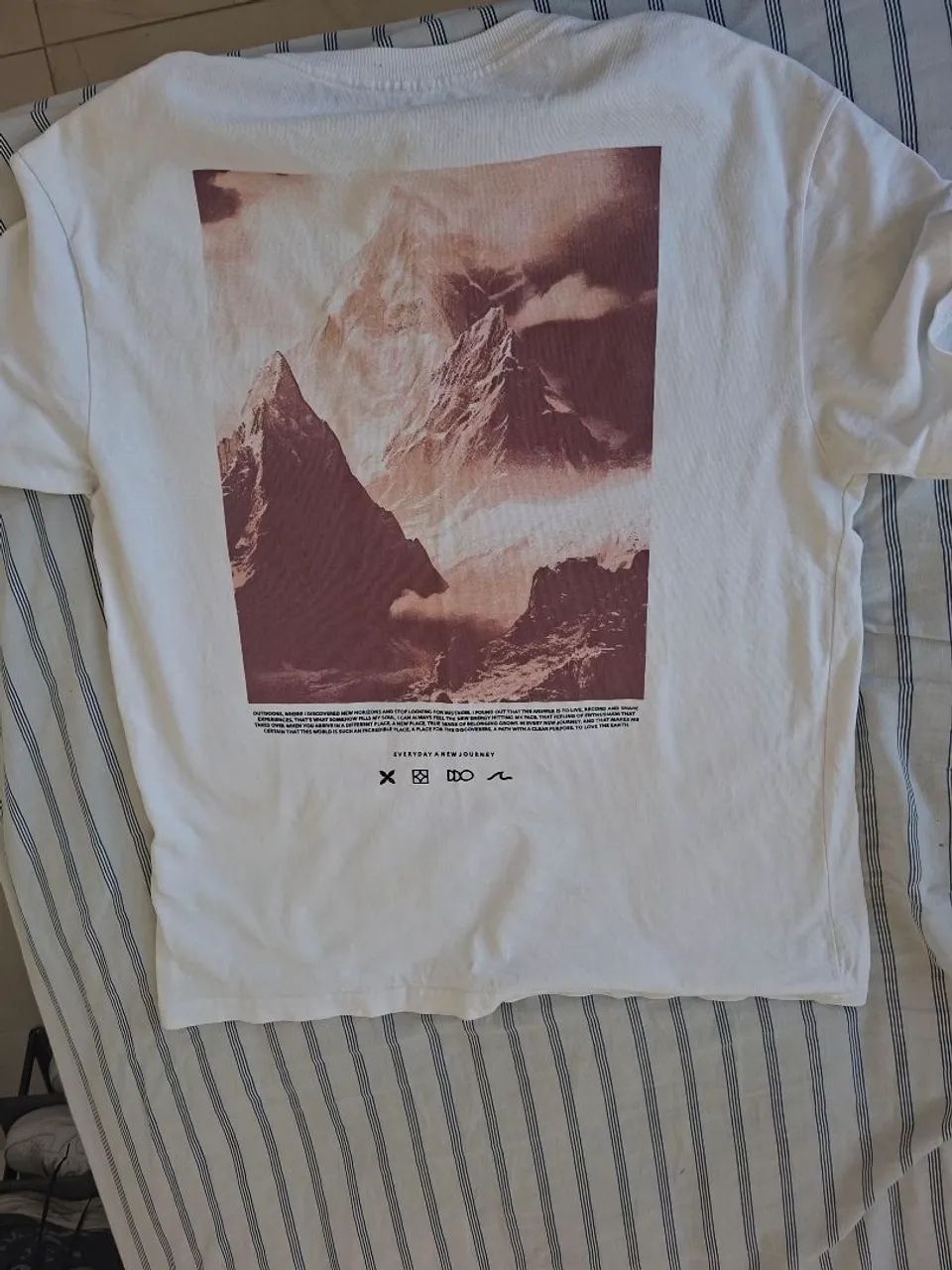 Camiseta branca - Foto 2