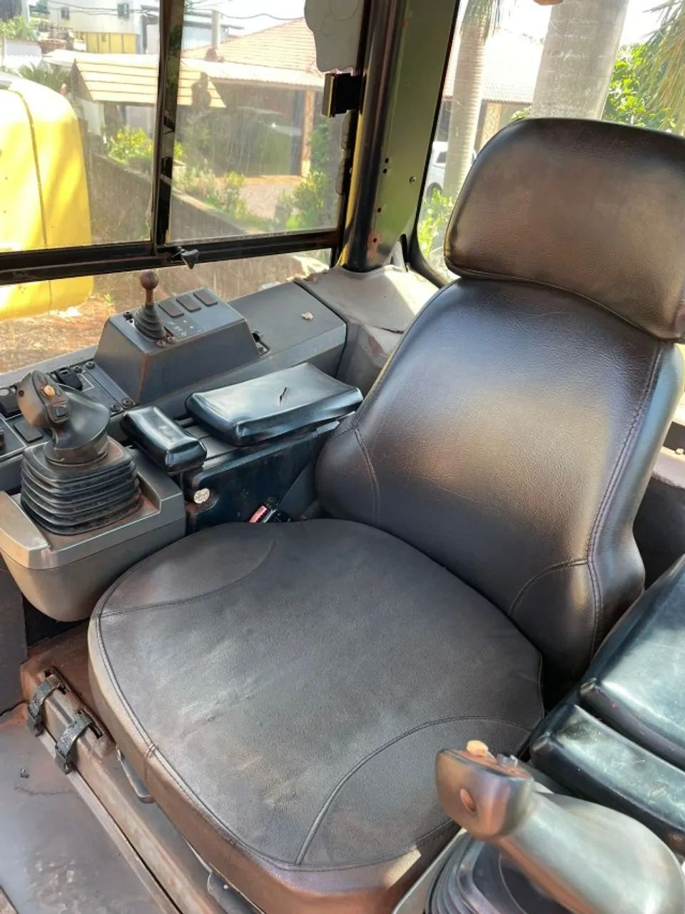 TRATOR DE ESTEIRA CATERPILLAR D6K XL 2008 - Foto 4