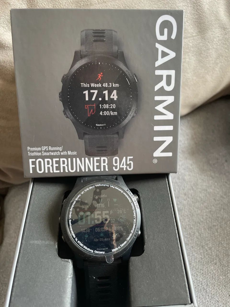 Garmin Forerunner 945 - Impecável - Sem riscos - Na caixa