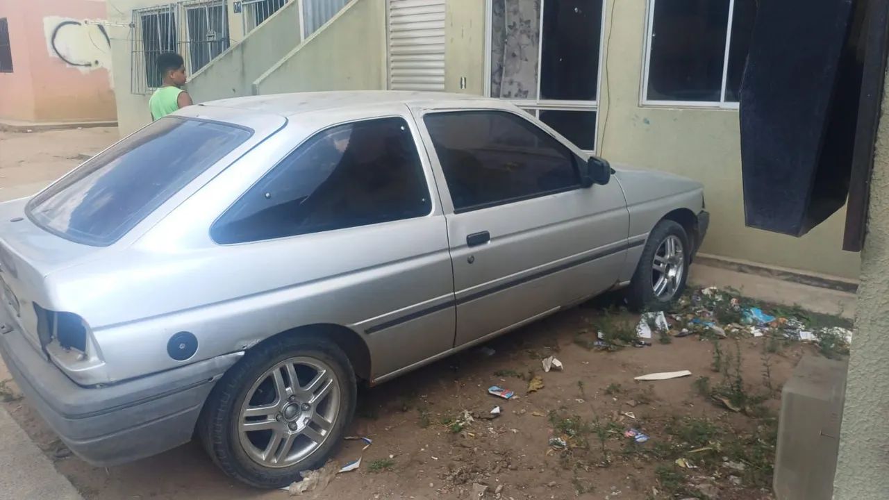 Ford Escort L/lx 1.6 1993 - Foto 2