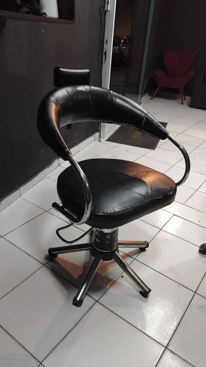 Cadeira de barbeiro  - Foto 2
