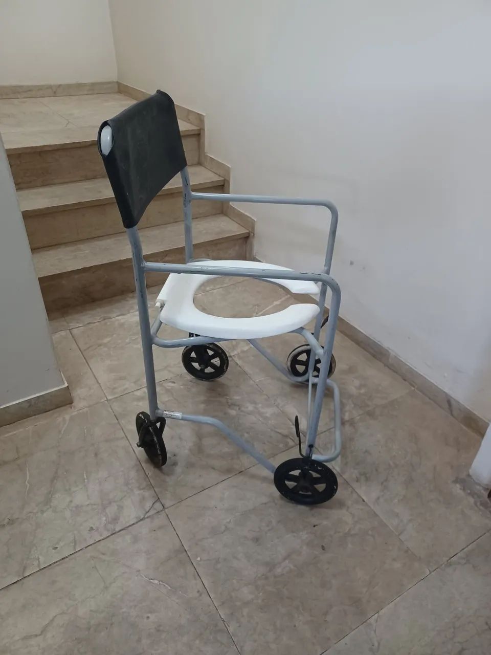 Cadeira de banho.149,00 - Foto 2