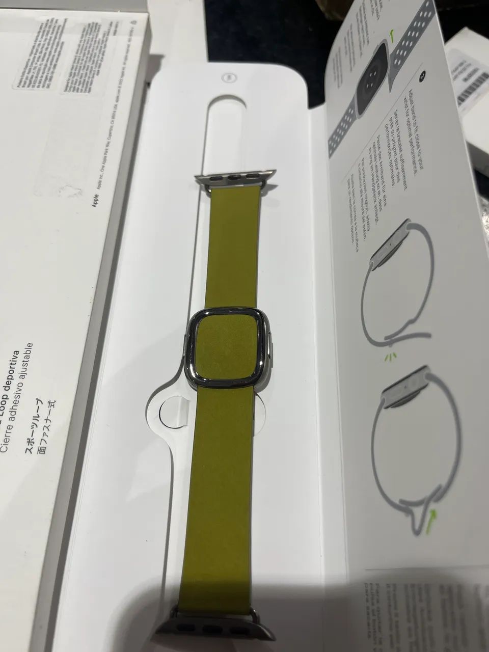 Pulseira de couro da Apple Original 42mm!! Nova sem uso na caixa verde abacate original - Foto 2