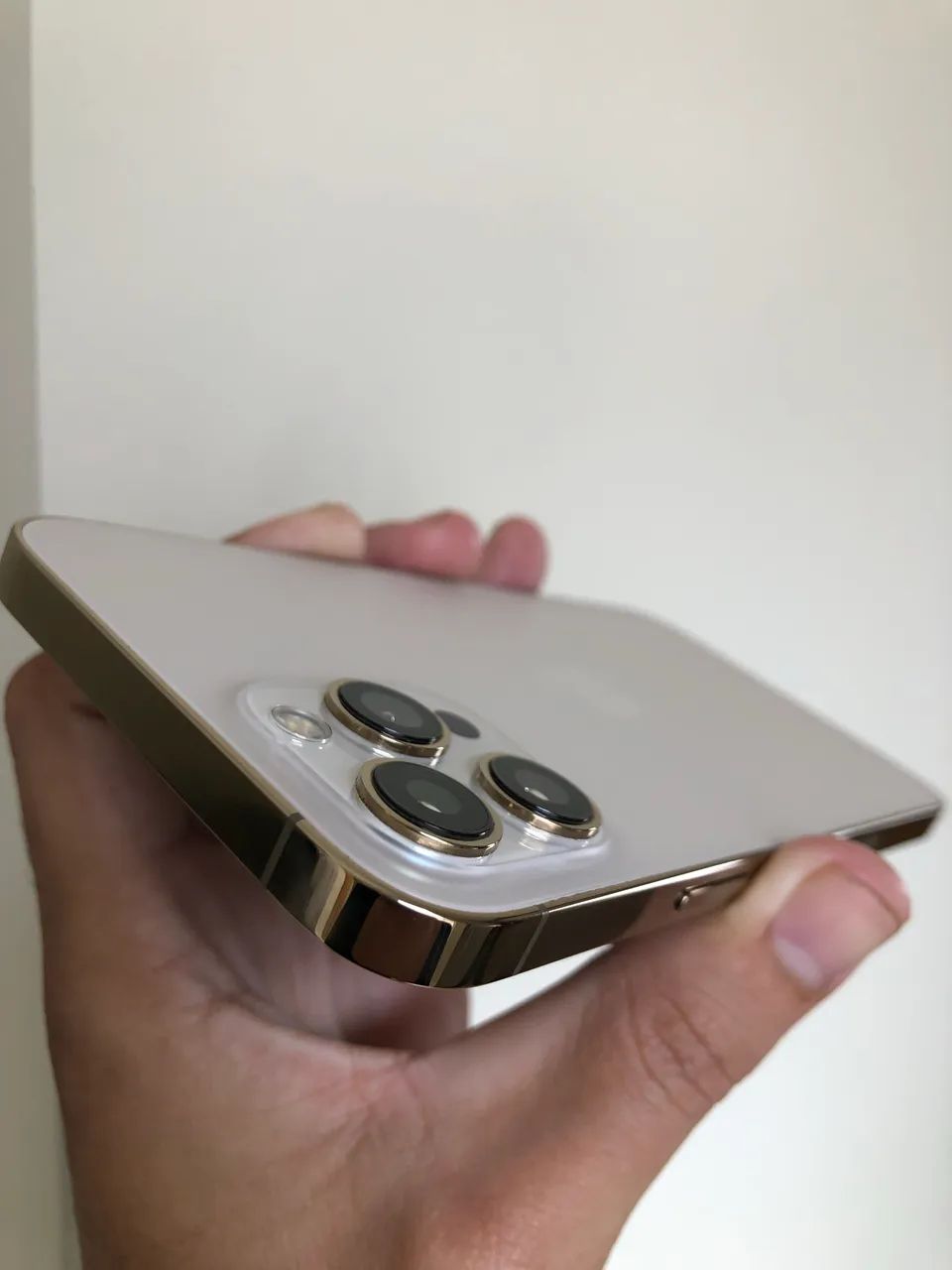 iPhone 12 Pro Max 256gb - Celulares e Smartphones - Zona 05