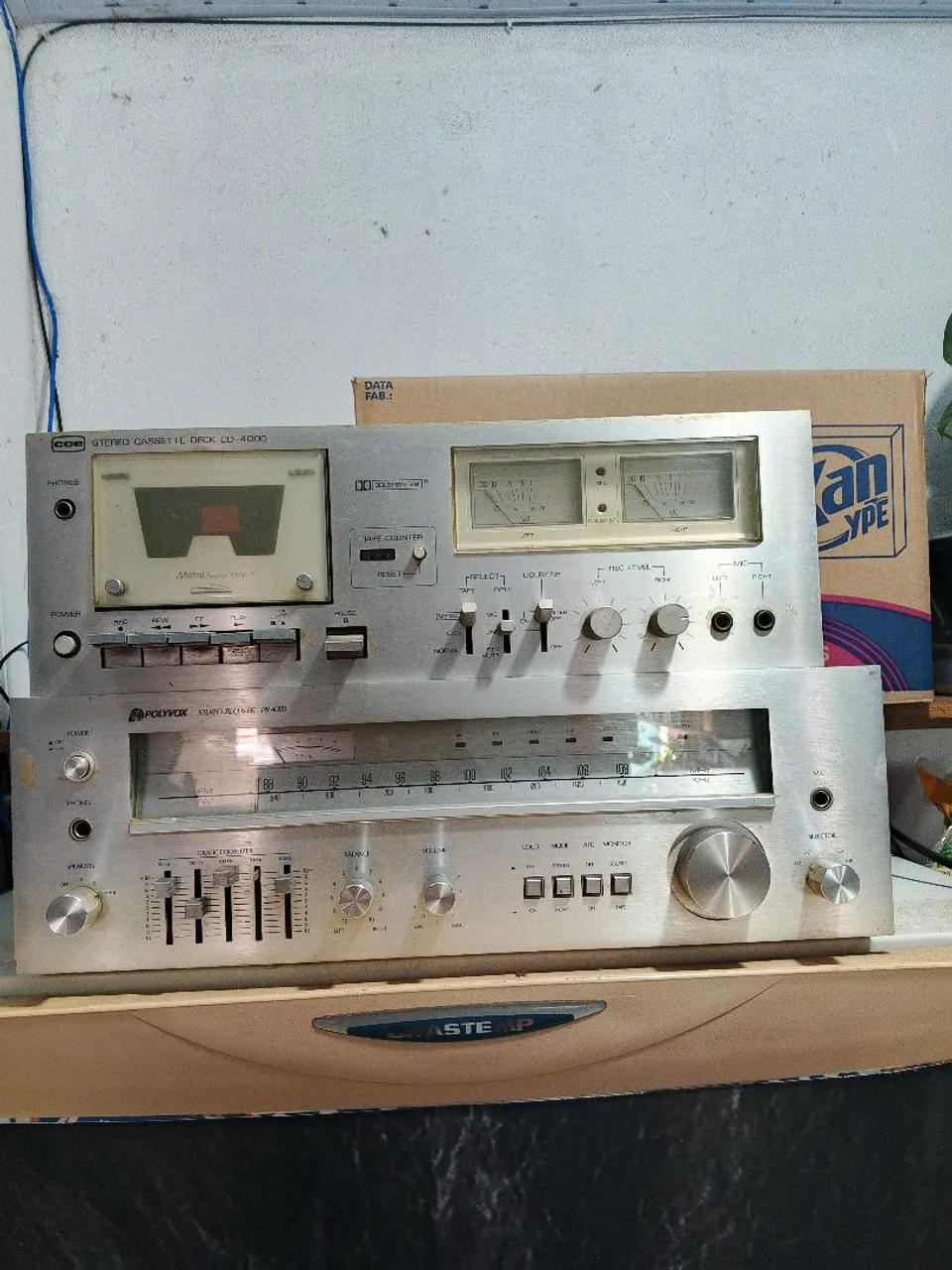 Pedaleira de Voz - TC Helicon/Create XT - Aparelhos de Som