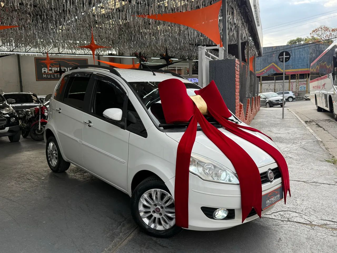 Fiat Idea Attractive 1.4 Fire Flex 8V 5P 2013 - Foto 3