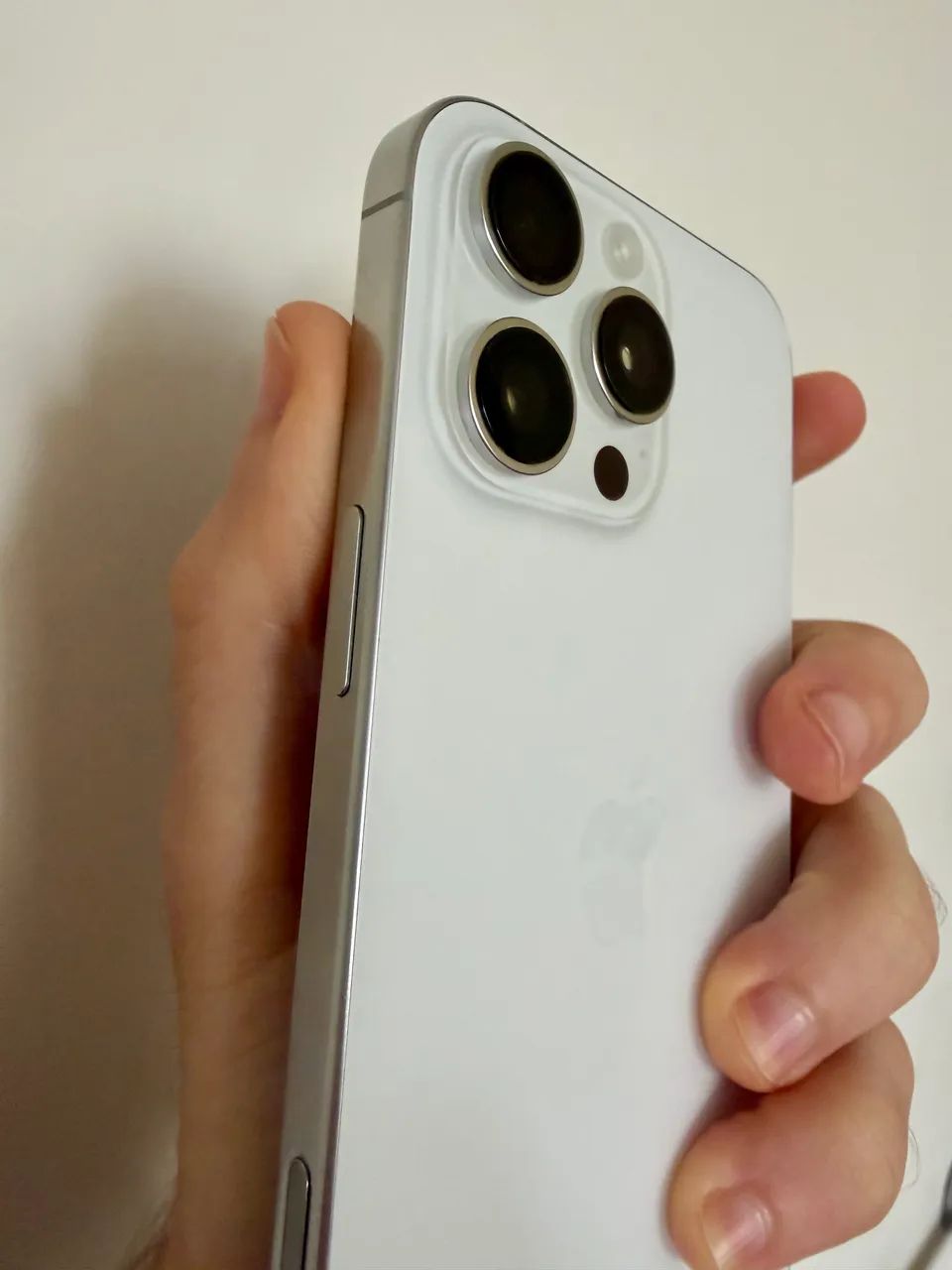 iPhone 16 Pro Max 256GB Branco - Foto 5
