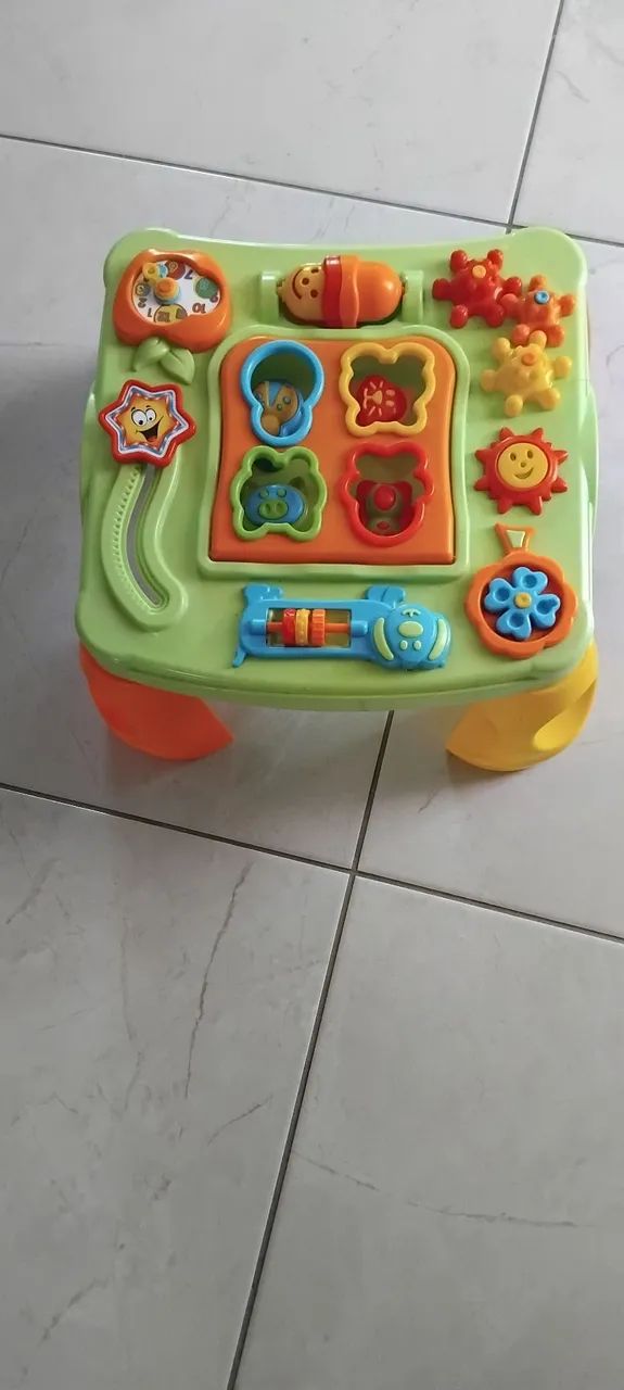 Vendo mesa de brinquedo Educativo  - Foto 2