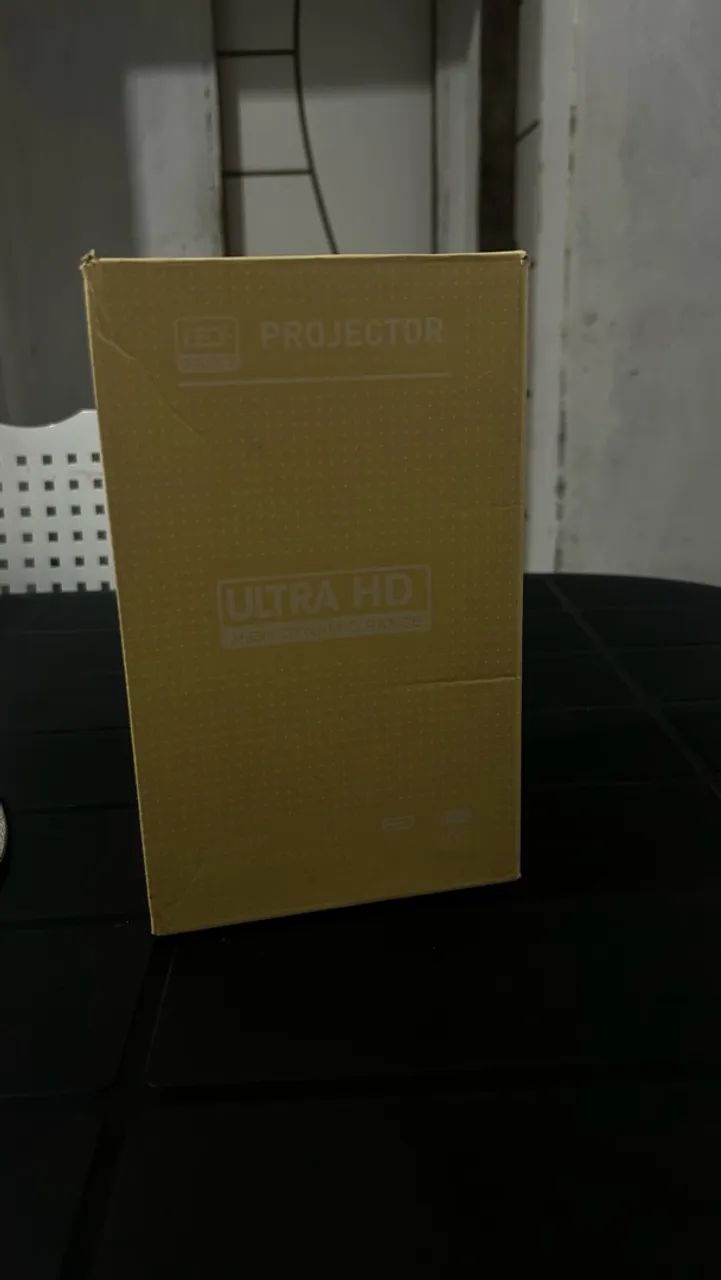 Vendo Projetor Ultra HD