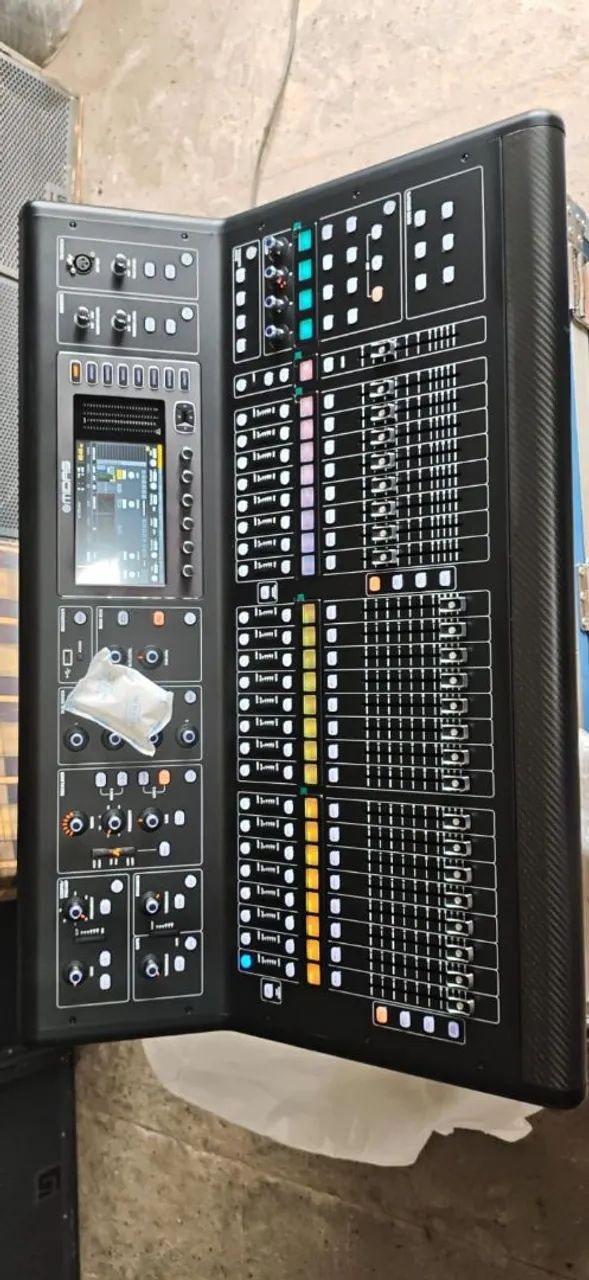 MIDAS M32 LIVE NOVA
