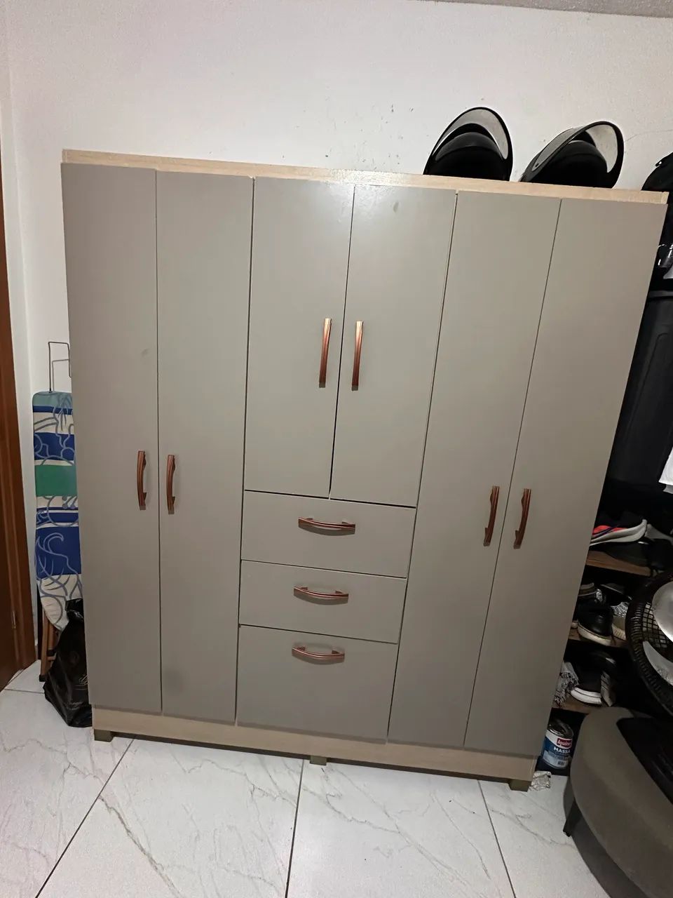 Vendo Guarda-roupa Casal 