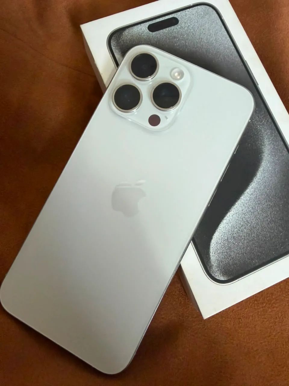 iPhone 15 pro max. NOVO