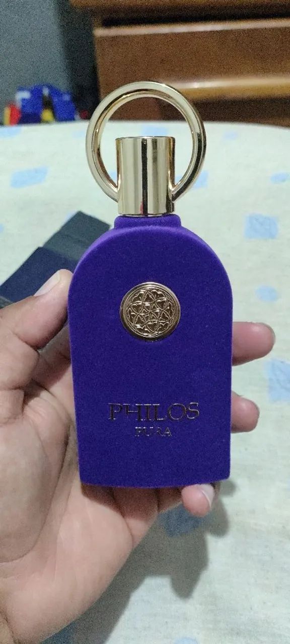Philos pura