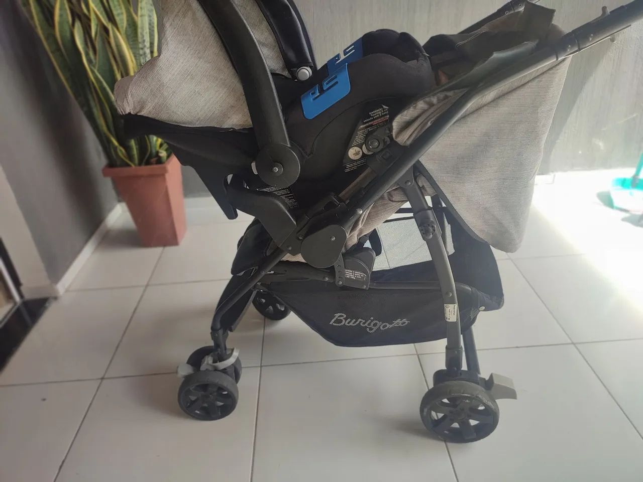 Carrinho e bebe conforto Burigotto  - Foto 3