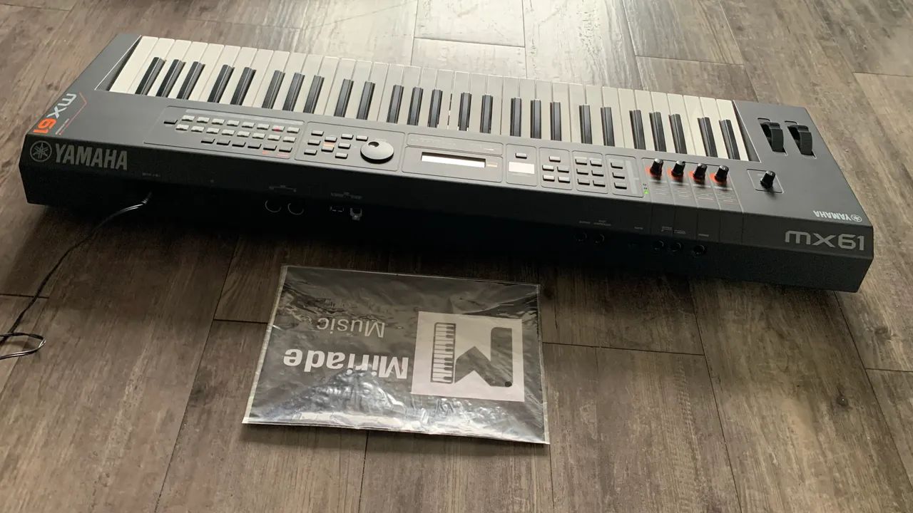 Yamaha mx 61  - Foto 4