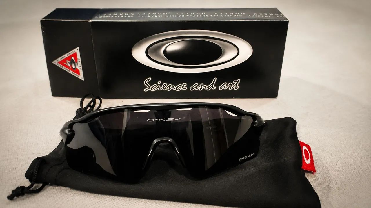 ÓCULOS OAKLEY PRIZM 