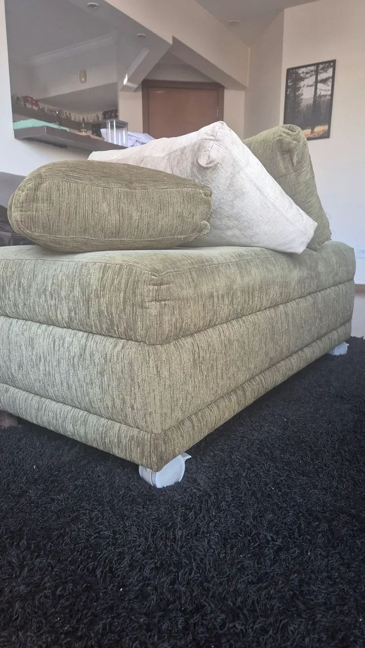 Chaise, usada. Cor verde, com rodas - Foto 2