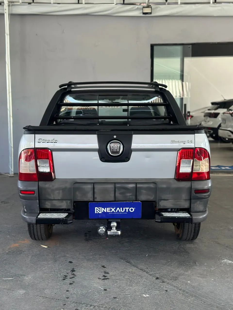 Fiat Strada Working Hard 1.4 Fire Flex 8V CD 2013 - Foto 4