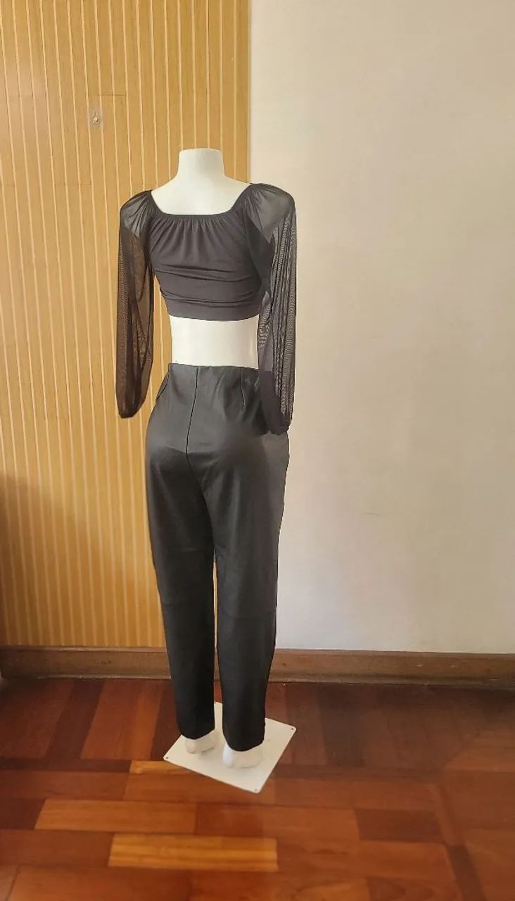 Calça feminina preta couro GG Riachuelo  - Foto 2