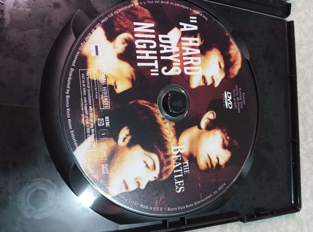 Dvd Importado The Beatles A Hard Days Night - Foto 3