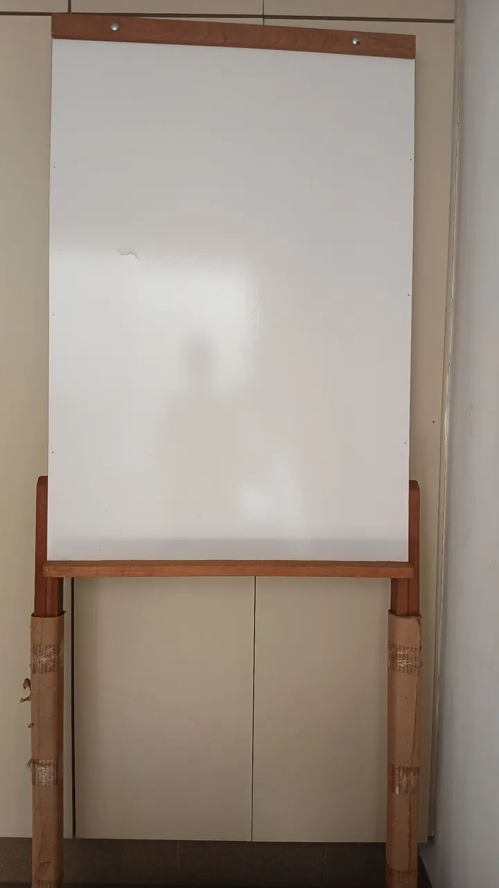 Suporte Cavalete de Madeira Flip Chart e Quadro Branco  - Foto 2