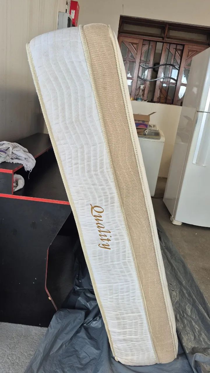 Cama Queem, colchão + box. Excelente condição de uso - Foto 2