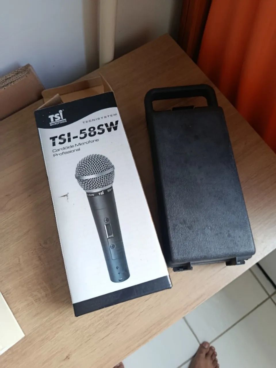 Microfone com Fio TSI-58SW - TSI (usado) - Foto 4