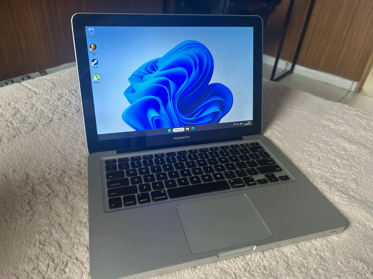 macbook 11 pro