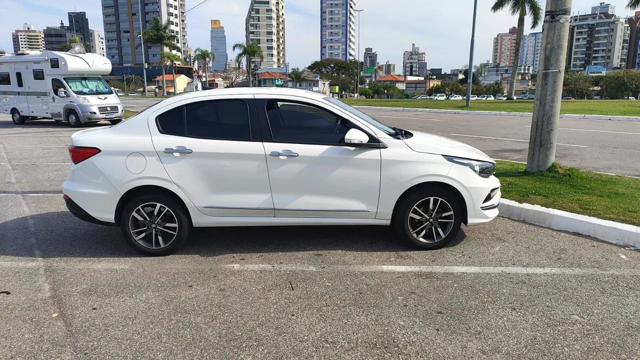 Fiat Cronos Precision 1.3 16V Flex Aut. 2025 - Foto 5