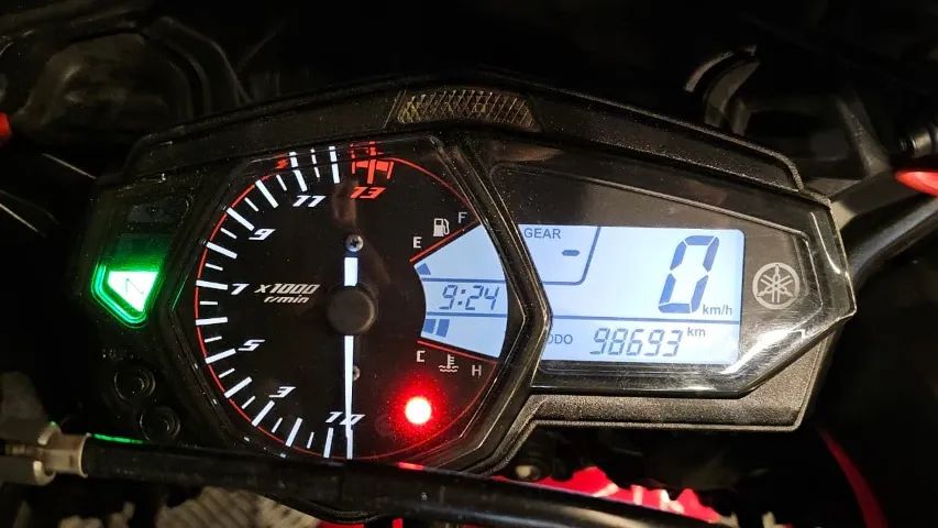 Yamaha YZF R-3 2016 - Foto 4