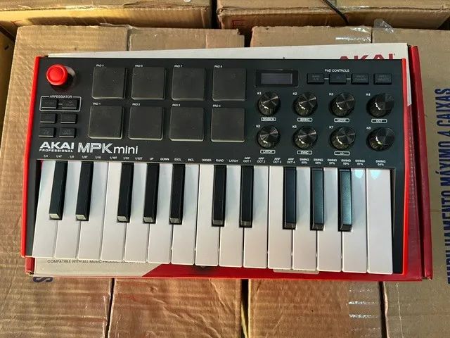 Controladora AKAI MPK Mini - Foto 2