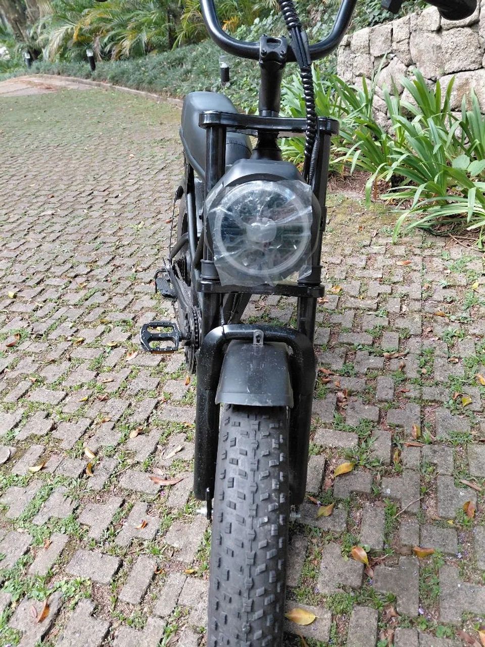 Bicicleta elétrica v9 g60 15 dias de uso nova - Foto 4