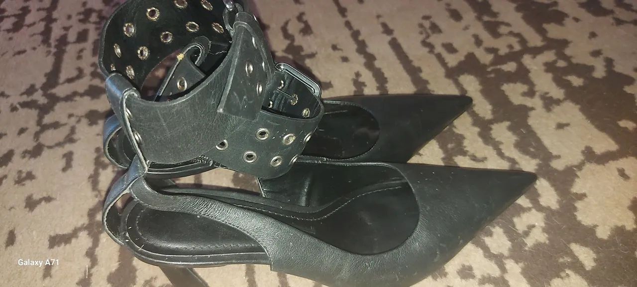 Sapato Scarpin Santa Lola - Foto 4
