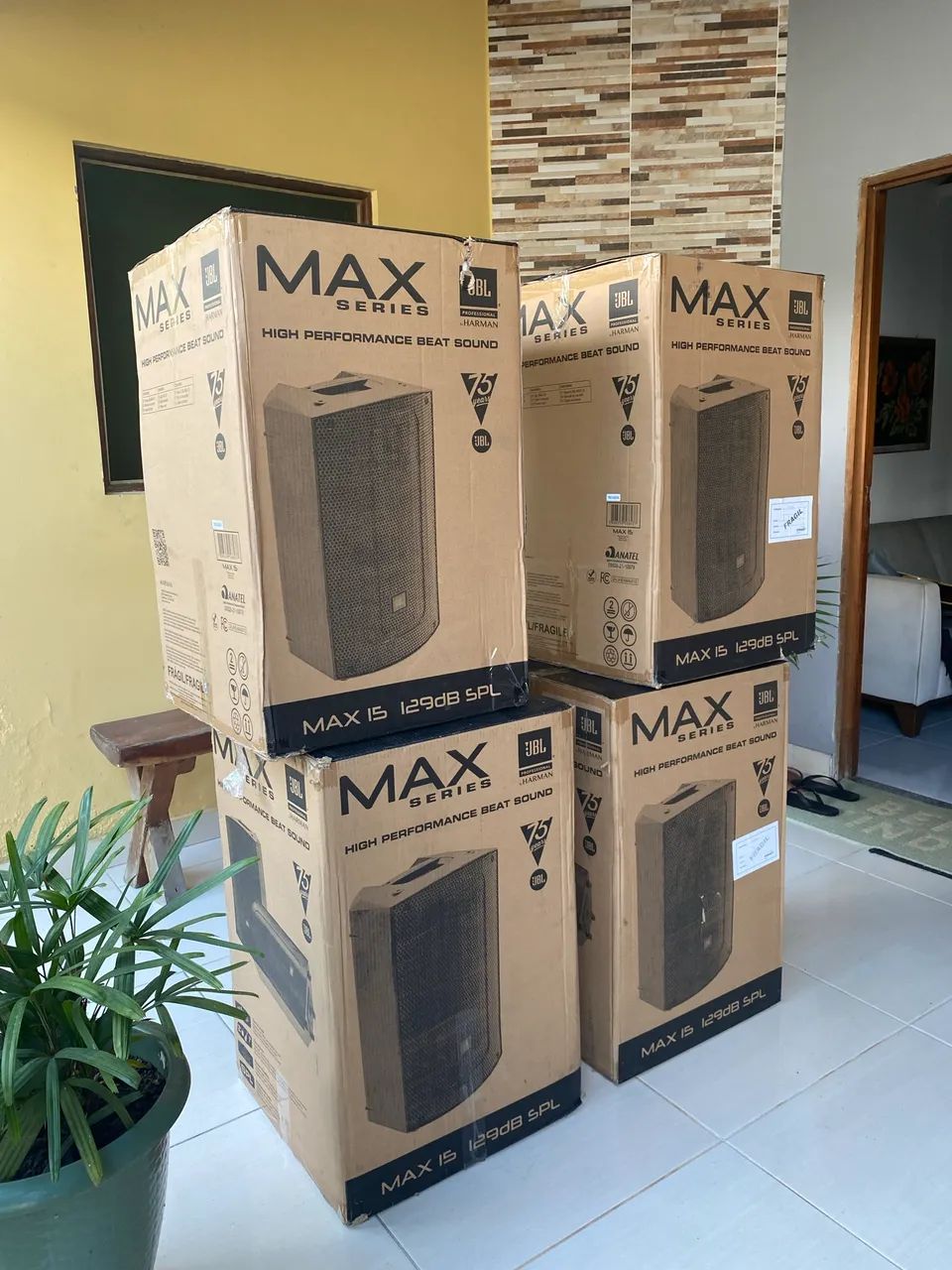 Caixa ativa Jbl pra eventos